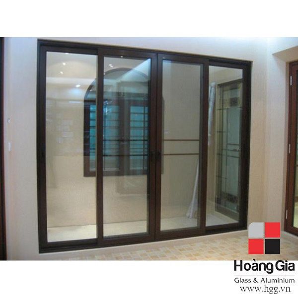 Cửa nh&ocirc;m k&iacute;nh l&ugrave;a 4 tấm