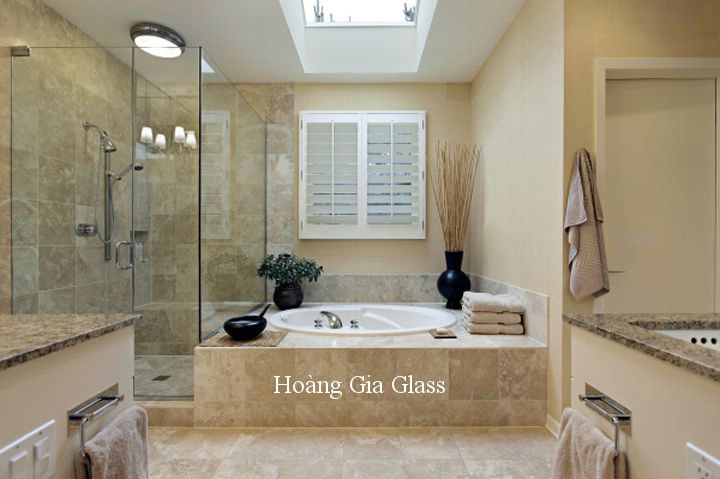 Phòng tắm kính mẫu đẹp hoàng gia glass